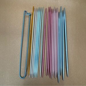 Misc. Double Pointed Knitting Needle Set, Pink Blue Silver w/ 2 Circular Needles